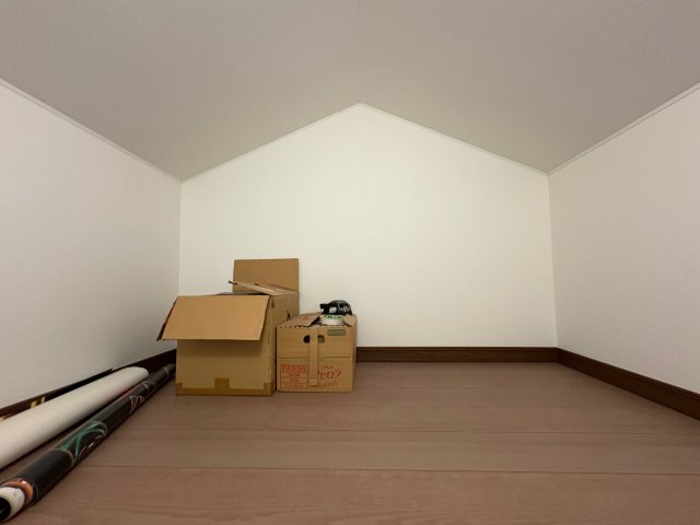 小屋裏収納