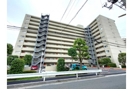 市川ハイツB棟の外観