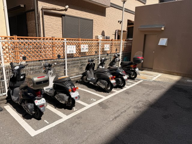 バイク置場
