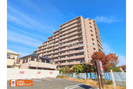 多摩南平パークスクエアの外観