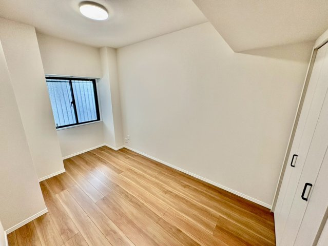 全居室収納付きで、お部屋がすっきり片付きます。