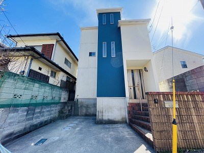 外観：312001247098