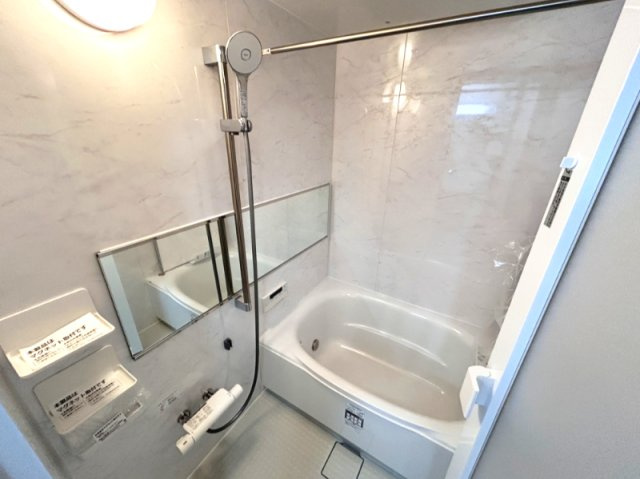 ☆Bath　Room☆浴室暖房乾燥機能付きバスルーム♪(新規交換済み)　