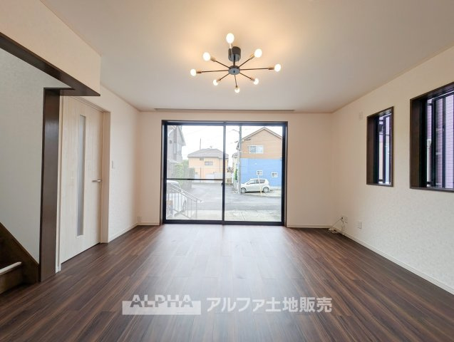 【Family　Time】◆家族が集う空間◆キッチンとつながるLDKは、お料理中も家族との会話を楽しみやすく、自然とコミュニケーションが生まれます。