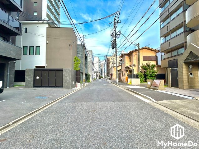 穏やかな街並みが広がる、落ち着いた住環境です