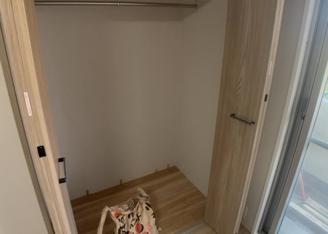 各居室に大型のクロゼットを完備しており、全居室収納を実現しています。さらに荷物の保管に便利なトランクルームも備わっているため、季節物の衣装やアウトドア用品などもすっきりと整理整頓が可能です。