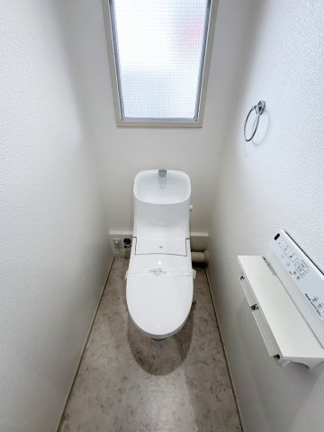 清潔感のあるトイレです。