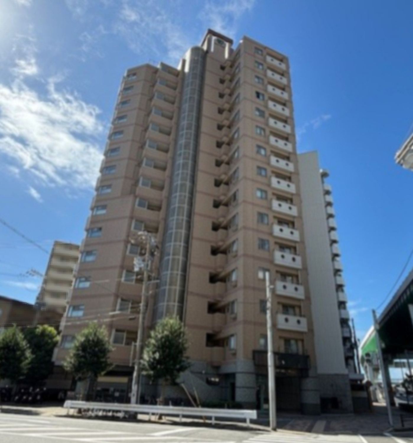 外観：328000625822