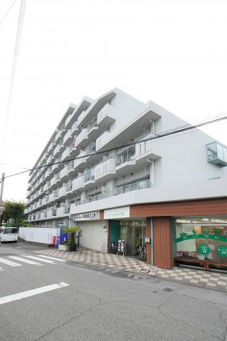 apartment 埼玉県さいたま市南区南浦和２丁目40番12号