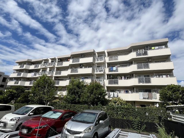 南バルコニー側からの外観