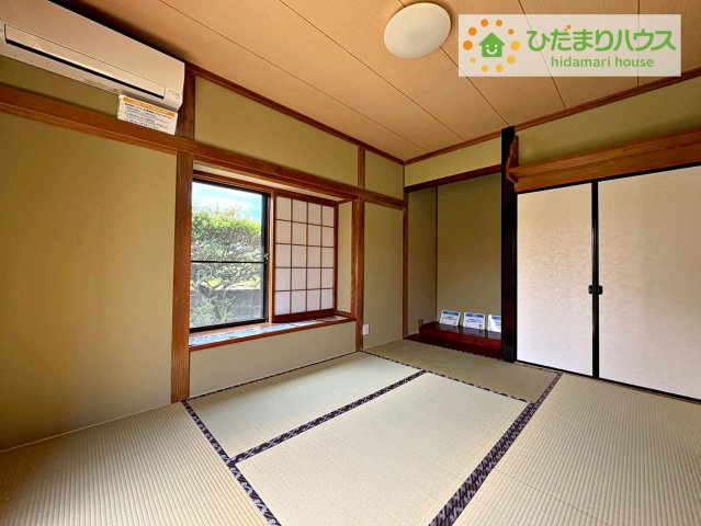 扉を閉じれば来客用のお部屋として。開いて広い空間を作れば、お子様の遊び部屋として使えます！