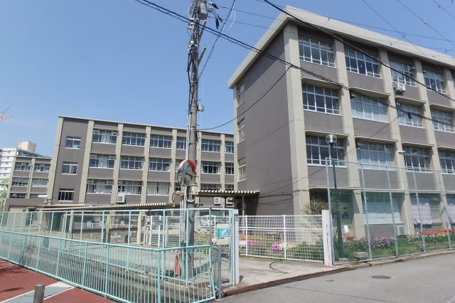 竜が台中学校