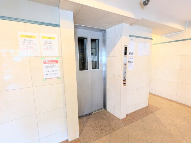 ～エレベーター写真～