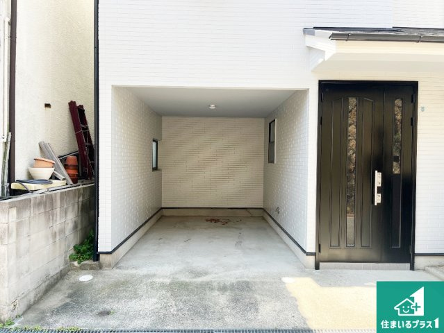 駐車スペース！散水栓があるので、こまめに愛車を洗えます！