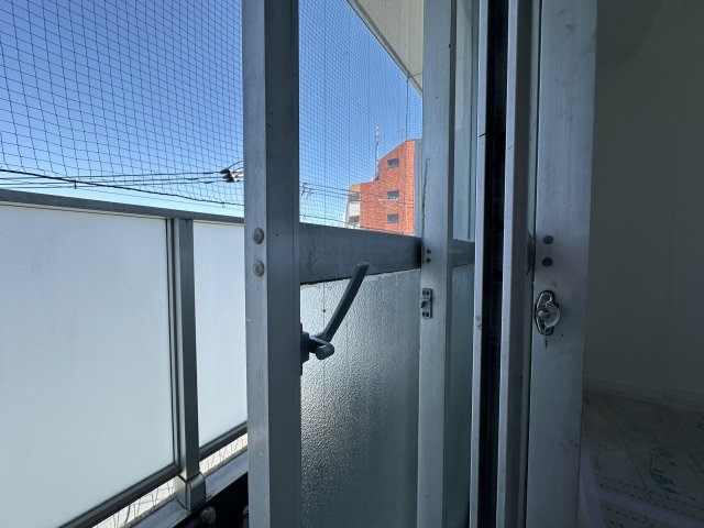 騒音を軽減出来る防音効果もある2重サッシを完備。