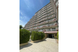 調布市染地の中古マンションの外観