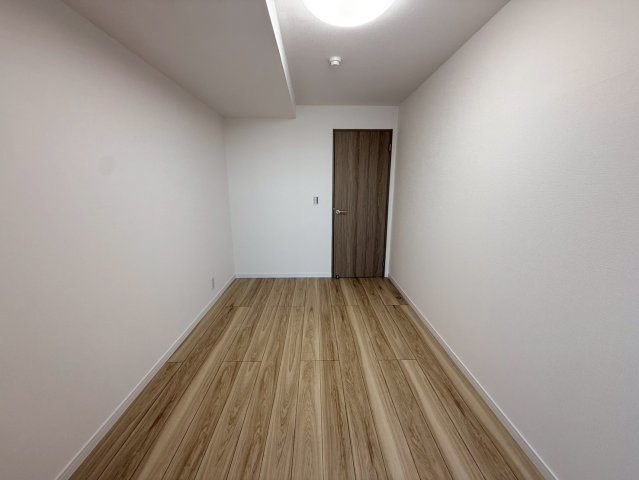 5.7帖洋室