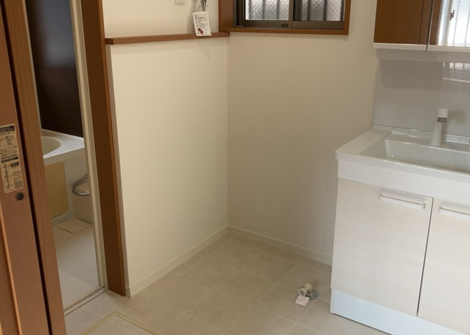 ランドリースペースも気になります。洗濯機置場があり「洗う、干す、取り込む、アイロンがけ、たたむ」など、洗濯に関する家事をするための空間です。広さや収納など付帯設備も含めて、詳細は現地でご確認ください。