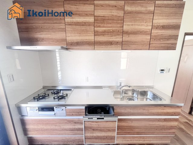 ●年中無休：当日予約可●三口コンロには火口にＳＩセンサーを搭載し、安全機能を搭載。        　