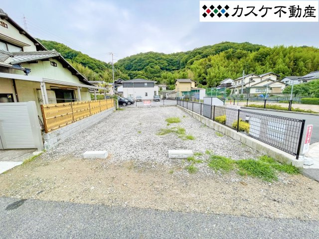 南側の空地33.27坪も390万円で販売中★本土地61.06坪と合わせて94.33坪の土地が1180万円！