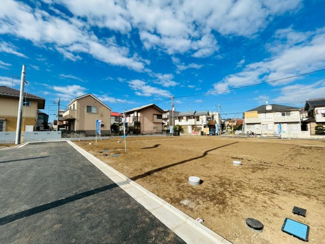 南道路は日当たり良好なお住まいが建築可能です♪