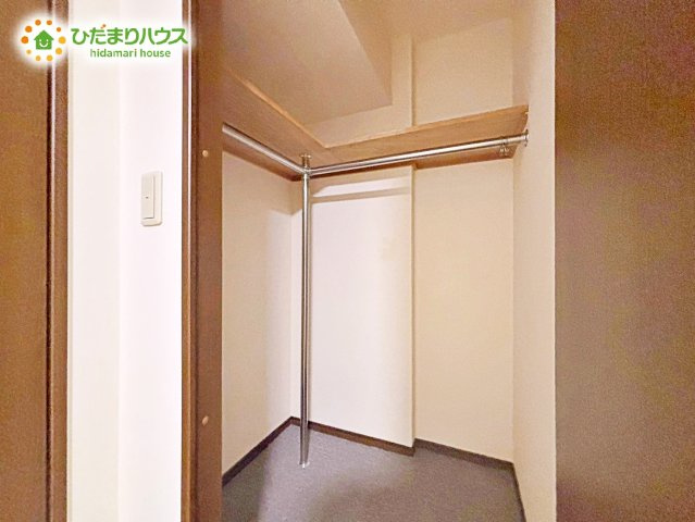 寝室にはウォークインクローゼットを完備。スッキリ片付いた寝室が睡眠の質を上げてくれます。