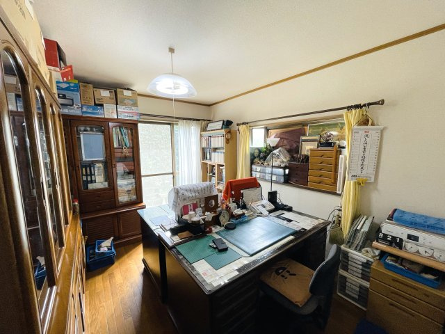 2室ある6帖のお部屋はお子様の部屋としてもご利用いただけます♪