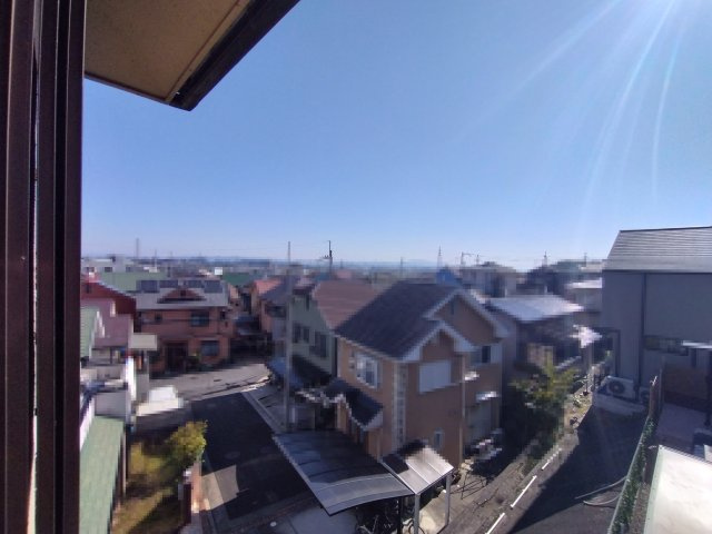 2階洋室から南東方向