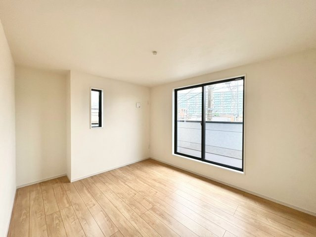 洋室7.7帖・収納付きで、お部屋がすっきり片付きます