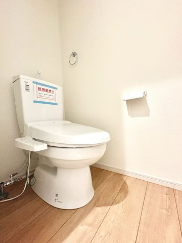 清潔感とうれしい機能性を兼ね備えた、使いやすいシャワートイレ
