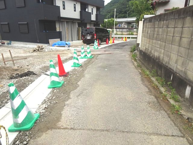 前面道路含む現地写真