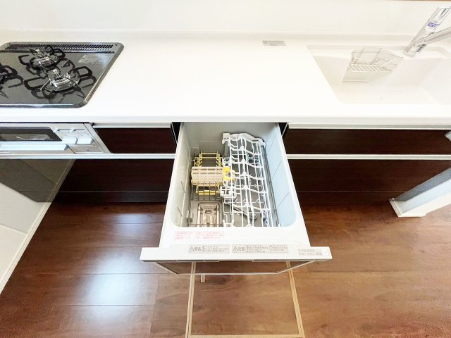 家事の時短に欠かせない食洗機を完備しています。（施工例）