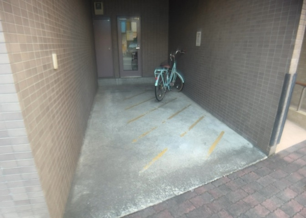 レサージュ南橋本2番館の駐輪場