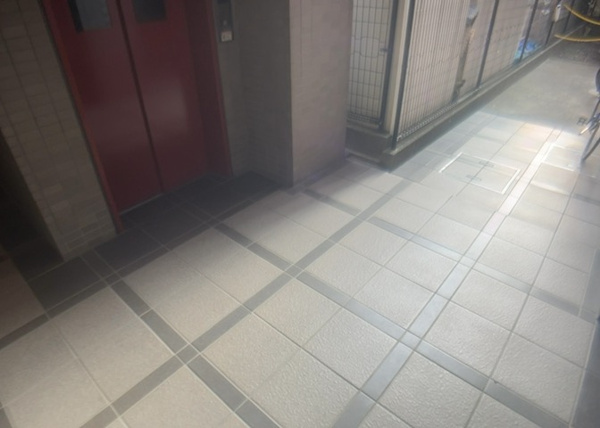 レサージュ南橋本2番館のラウンジ