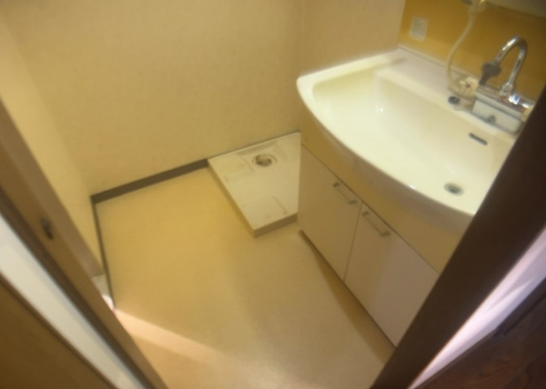 レサージュ南橋本2番館の脱衣場