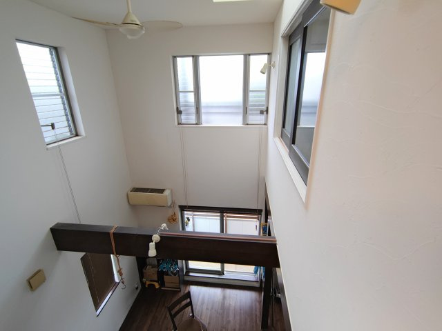 天井が高いと、のびのび過ごすことができますね