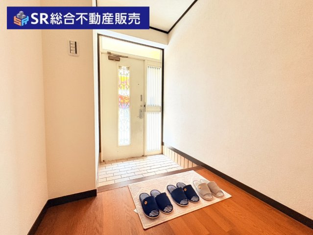 シンプルで使いやすい玄関です♪　