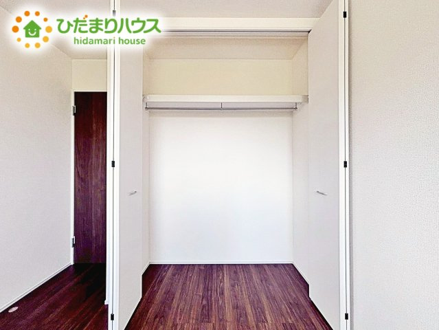 クローゼットタイプの収納は荷物がどこにあるかすぐに見つかります！