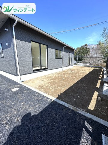 アウトドアや家庭菜園など楽しめる庭付きです♪