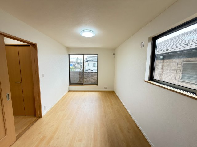 洋室7.5帖・収納付きで、お部屋がすっきり片付きます。