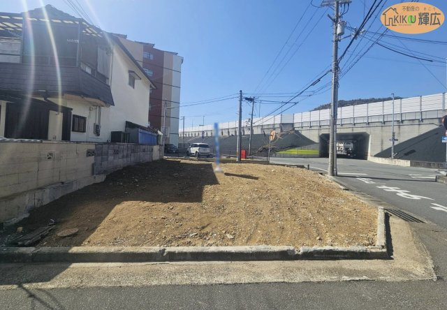 外観：328000453303