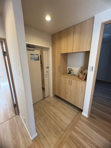 シンプルで使いやすい玄関です
