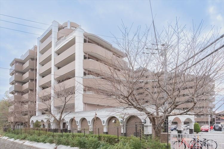 外観：328000604528