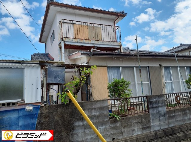 建物の裏手側の様子です。