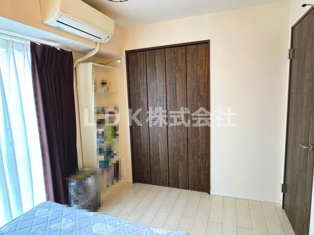 洋室／約5.5帖