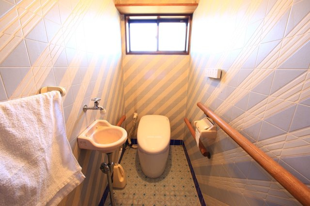 落ち着いたトイレです