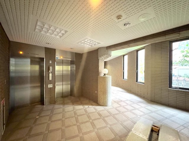 エレべーターホール