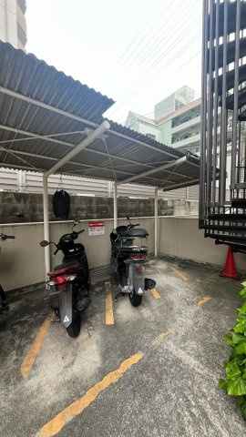 バイク置場