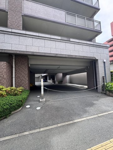 駐車場空き有（機械式、月額9000円）