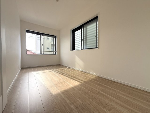 3F　洋室6.1帖